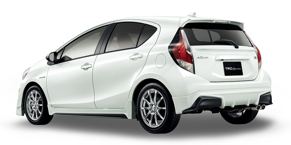 アクア TRD フロントスポイラー ゴールデンウィーク中2000円