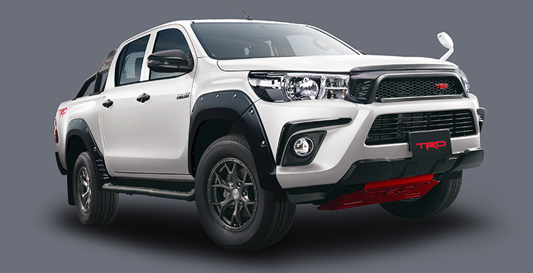 TOYOTA トヨタ HILUX ハイラックス純正マッドフラップ4枚セット